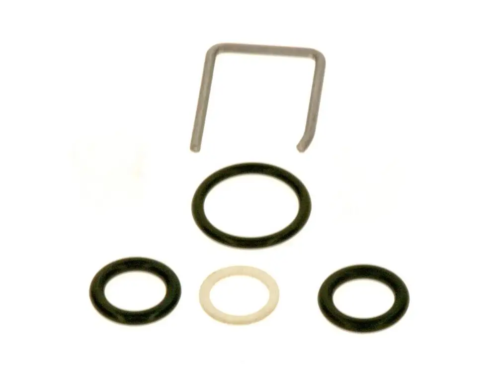 BOSCH Schalldämpfer mit diversen O-Ringen und einem Drahtbügel, angeordnet auf einem weißen Hintergrund.